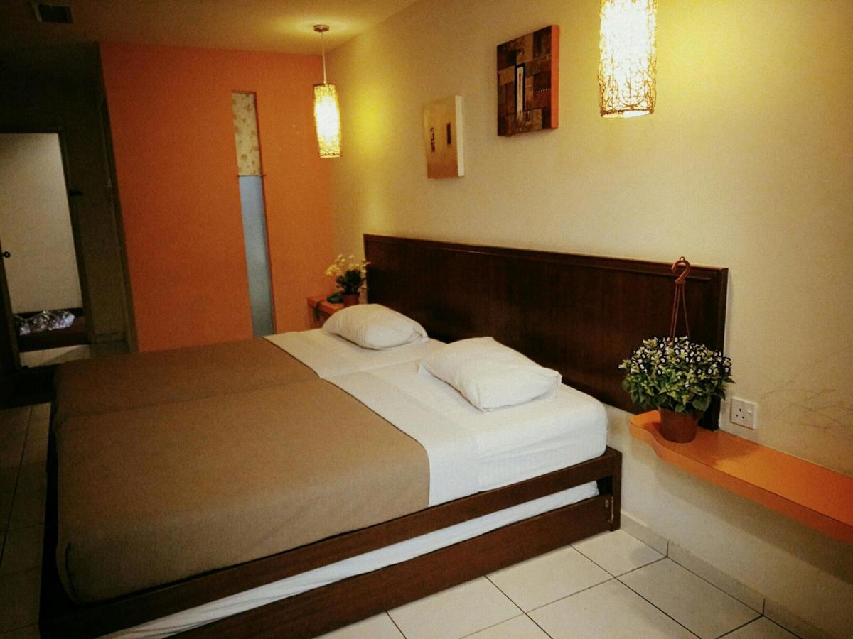 Newbridge Hotel Malacca Exterior foto